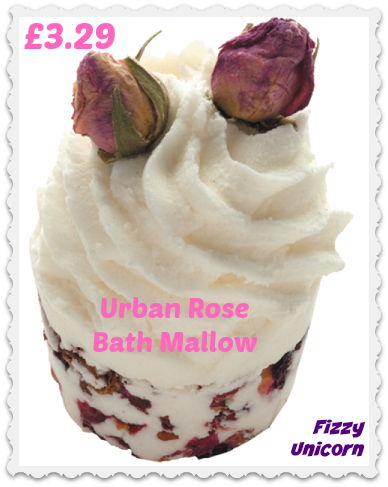 UKBeautyAvon's tweet photo. Urban Rose Bath Mallow - Rose buds, petals & essential oils with shea butter.
£3.29
#fizzyunicorn #sheabutter #bathmallow #roses https://t.co/T80k6OsWPH