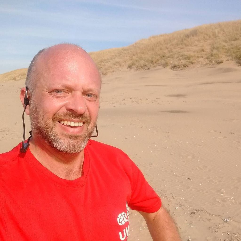 DouglasKuhrt's tweet photo. 17.25 mile run from Southport to Waterloo, it was gorgeous. I'm aching all over! #ukruncha… https://t.co/gk9GqUSssC https://t.co/t04kIE7CEH