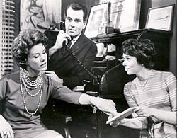 olderbrother21's tweet photo. #ClassicSoapOperas
From These Roots (1958-61)
Bright Promise (1969-72)
A World Apart (1970-71)
How to Survive a Marriage (1974-75) https://t.co/vpGKYu1Y6e