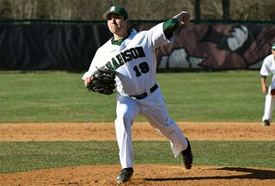 Great job Softball for their 8-4 record down in Florida for spring beak and Baseball as they went 4-3!!