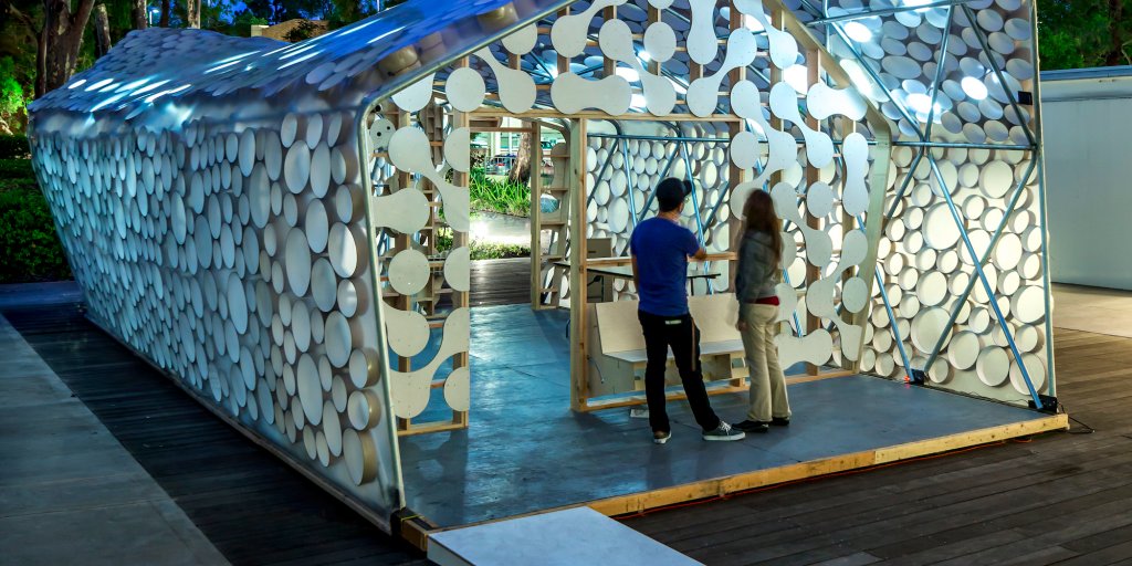 2daytrending's tweet photo. New California housing law could be an opportunity for entrepreneurs' to make money https://t.co/UlZxZaFQQ2 https://t.co/B1FhkVcu5c #Offrs https://t.co/nqds6Taag2