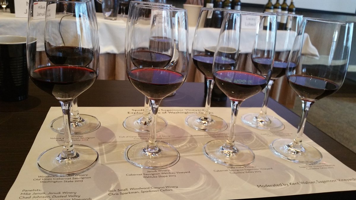 arobar's tweet photo. Most excellent seminar on @Sagemoor today for #TasteWA  Who wouldn't love starting their day with this wine line-up?! #WAWine https://t.co/Ygc4jYJZAi