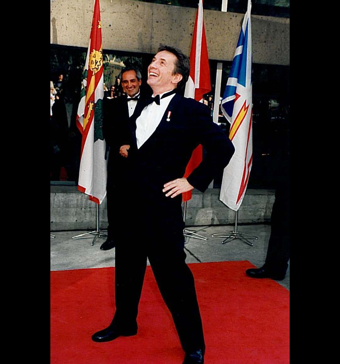 A very happy birthday to 2000 Canada\s Walk of Fame Inductee Martin Short! 
