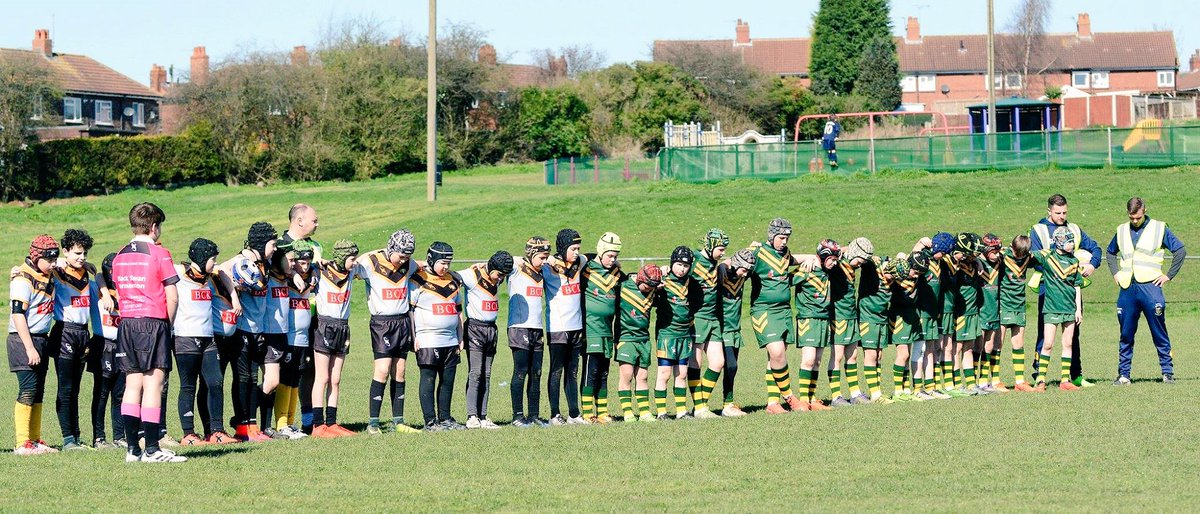 Rach (@rachsmithy80) on Twitter photo @Kippaxrl & <a href="/ARLFCswilly/">Swillington ARLFC</a> U11s paying their respects before the game yesterday <a href="/YorkshireJunior/">Yorkshire Junior and Youth League</a> #WestminsterAttack 🇬🇧❤️💙❤️ @Kippaxrl & <a href="/ARLFCswilly/">Swillington ARLFC</a> U11s paying their respects before the game yesterday <a href="/YorkshireJunior/">Yorkshire Junior and Youth League</a> #WestminsterAttack 🇬🇧❤️💙❤️