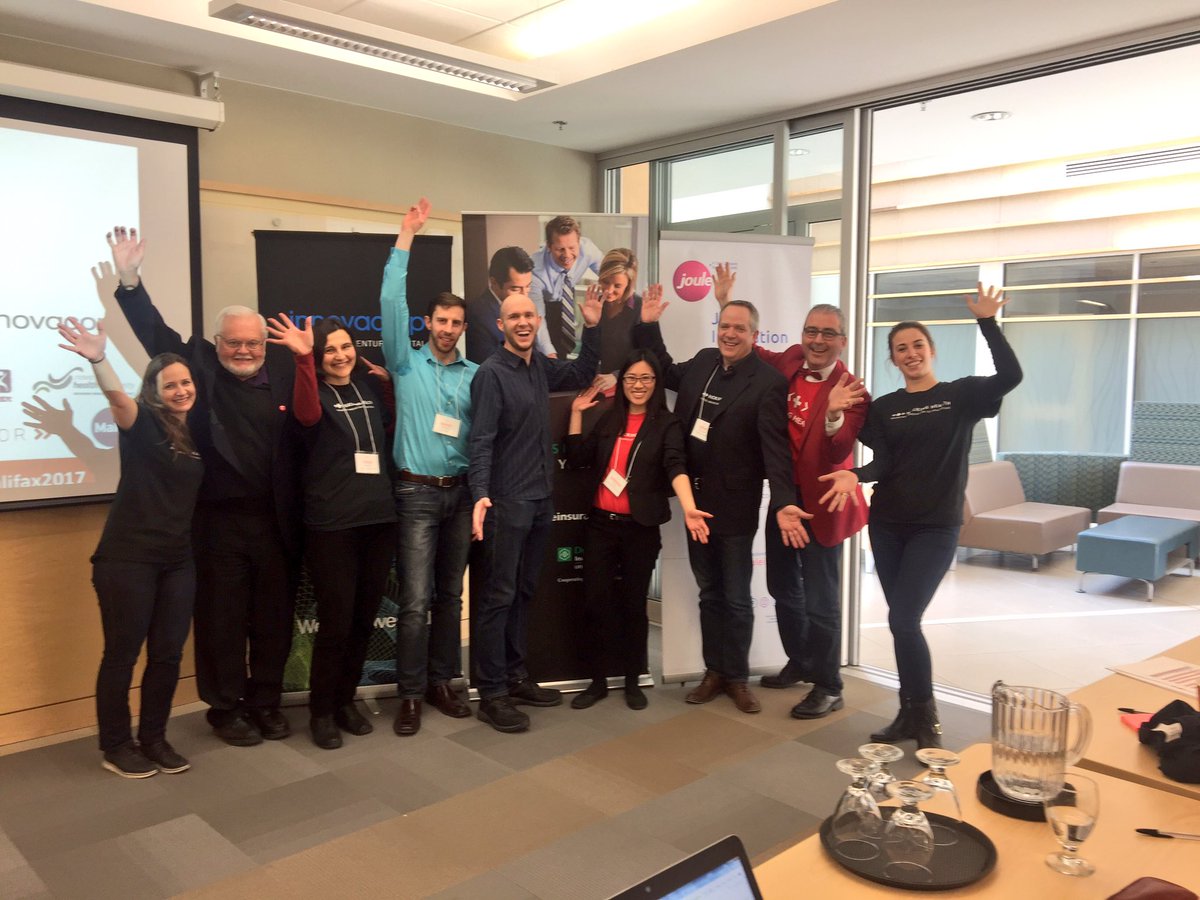 HHHalifax's tweet photo. 3rd place winners, SafetyNet! #HHHalifax2017 https://t.co/PYUBmmLOyb