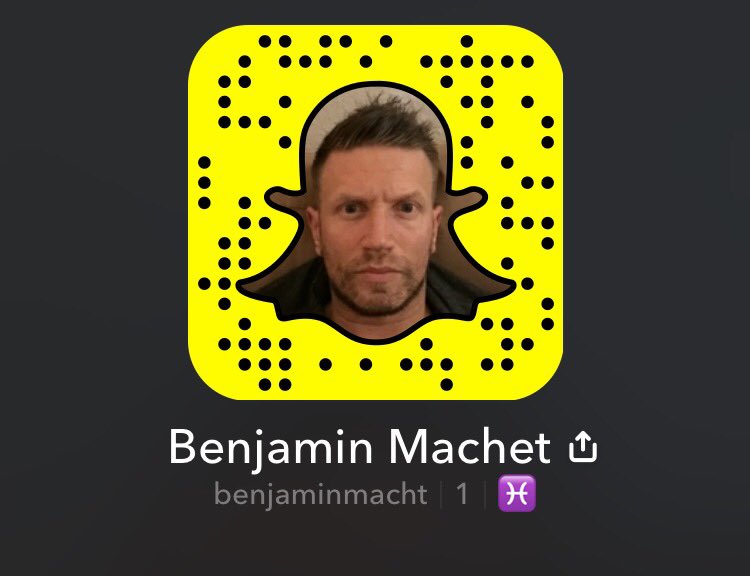 Benjaminoff's tweet image. Je viens de me mettre sur Snapchat !! Ajoutez moi Les amigos !!! 🐼🤘🏾