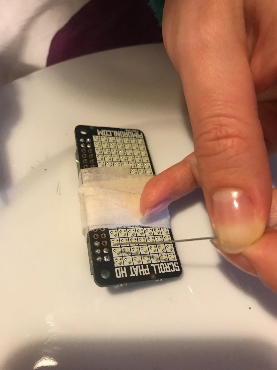 magda_jadach's tweet photo. #solderingiron Where have you been all my life? Weekend with #raspberrypi + @pimoroni + @Pololu + #solder = best time! #electricity https://t.co/26DOyyp8IW