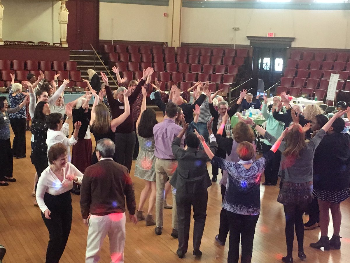 MelroseCOA's tweet photo. 4th Intergenerational Spring Fling- dinner, dancing, raffles, and photo booth. Great party! https://t.co/OcyVXpA21k