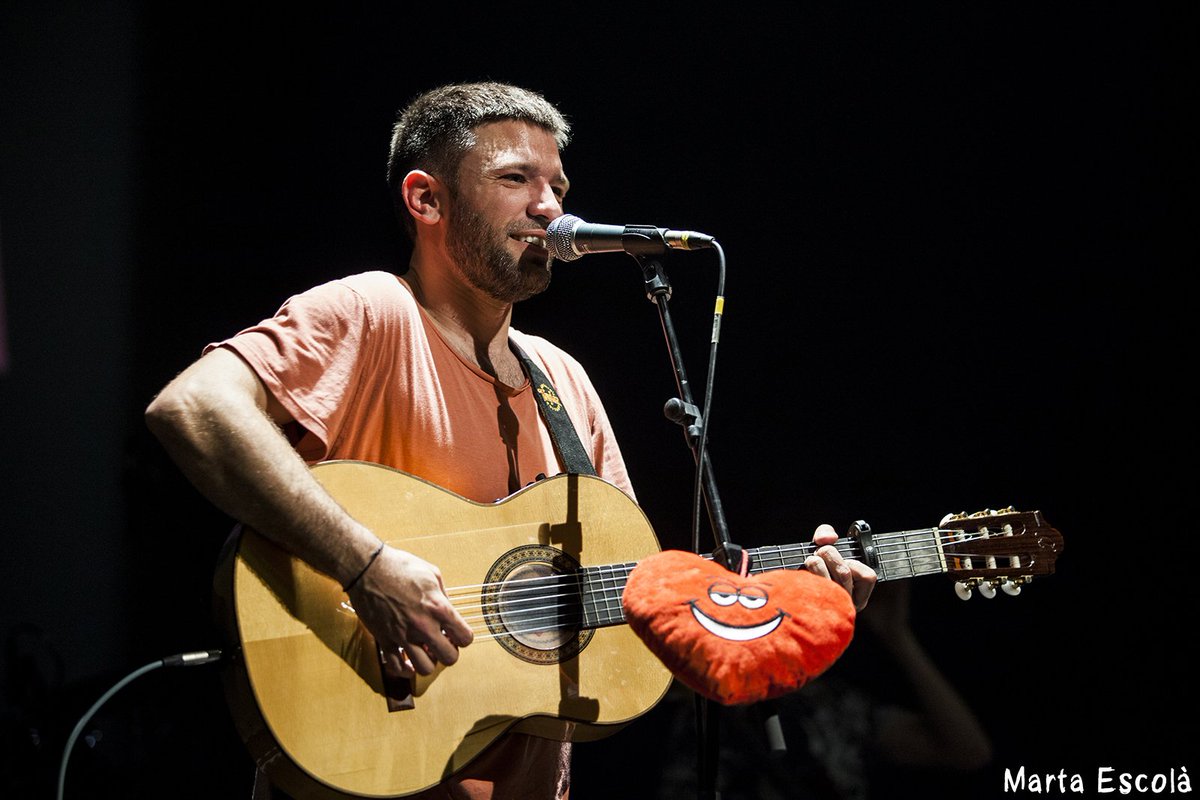 Les fotos del concert de <a href="/joanroviramusic/">Joan Rovira</a> i el <a href="/CorLabinota/">Cor LaBinota</a> al Teatre-Auditori Felip Pedrell de <a href="/Tortosa/">Ajuntament de Tortosa</a>. flickr.com/photos/1345416…
