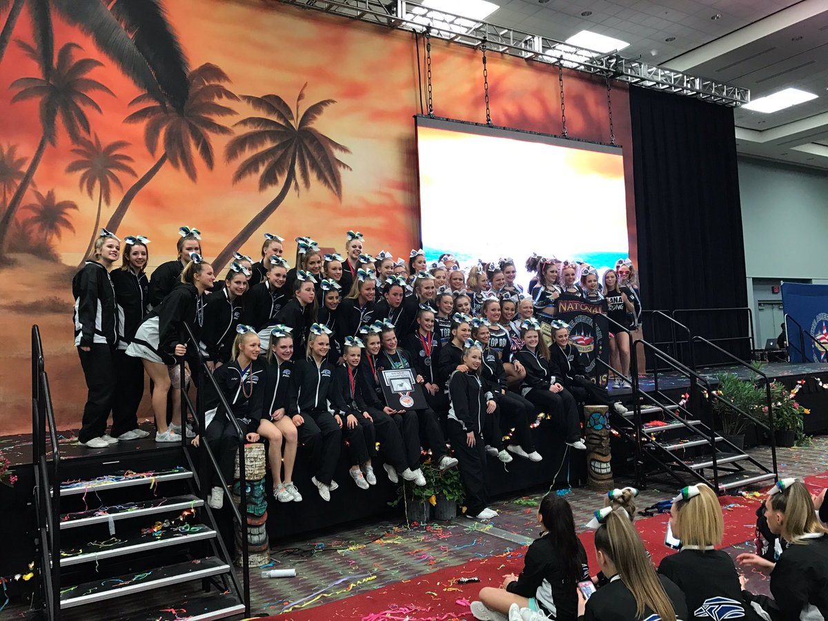 <a href="/FLTopDogRain/">Florida Top Dog Rain</a> Thank you for reminding us why KINDNESS always wins!  💙💚 #madlove #JHfamilyrespect