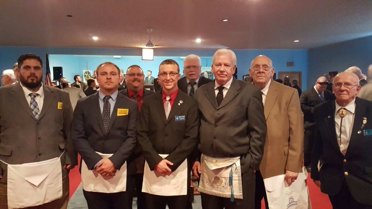 We welcomed 5 new brothers during the One Day Class!! We've welcomed 8 new brothers since August! #Freemasonry <a href="/GrandLodgeOhio/">Grand Lodge of Ohio</a> <a href="/14thDistrict/">14th District</a>