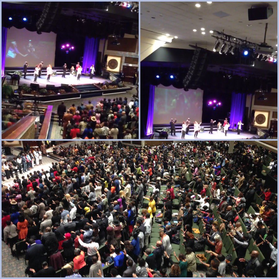 MusicByAlma's tweet photo. It was such an honor to worship with @CCCinfoorg CCC family
Thank you for all the love โค๏ธ #myccc #CCC #visitccc #CCCBrooklyn https://t.co/pqB9jYAuS7