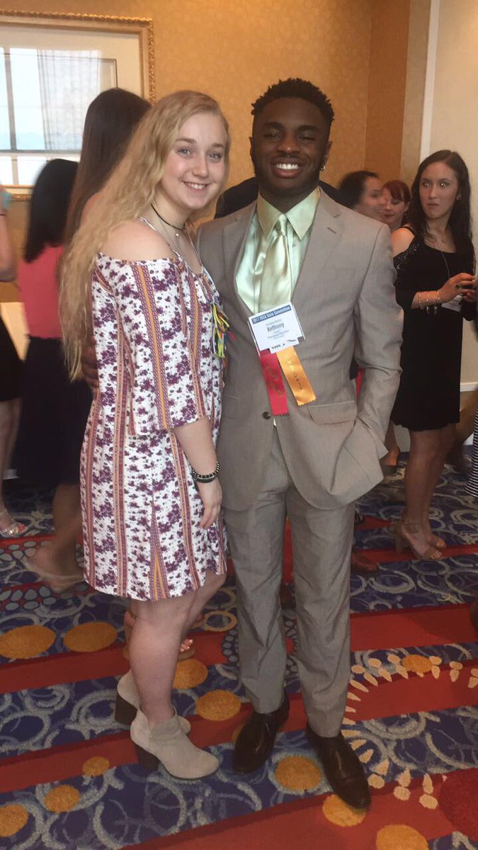 aprildrevitch's tweet photo. Here's to all the snorting, can't wait until next year ! #vsca2017 https://t.co/gKvxtYdlD7