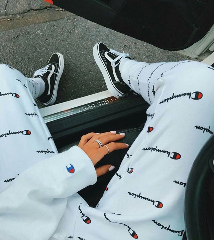 netherstylewmn's tweet image. x x