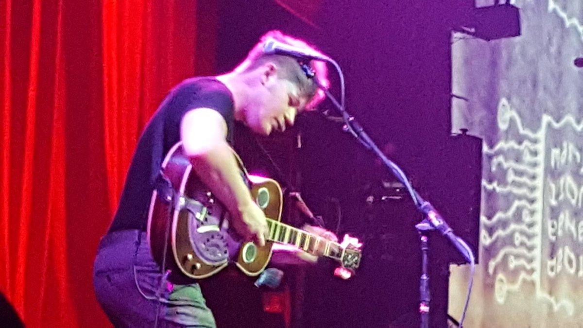 RodJKidd's tweet photo. #MarillionWeekend #pz17 gig 3 and a very good support slot from @HarryPaneMusic https://t.co/Nf7upHnaqH