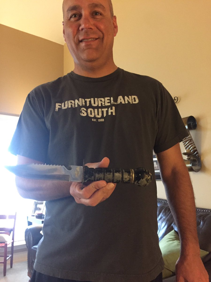 AllisonCMoore3's tweet photo. @RobbinsJonathan James still has his Rambo Knife - the compass is broke. #NowThatsAKnife Still has fishing hooks, needle&amp;matches #showNtell https://t.co/0Ezq1NiplP