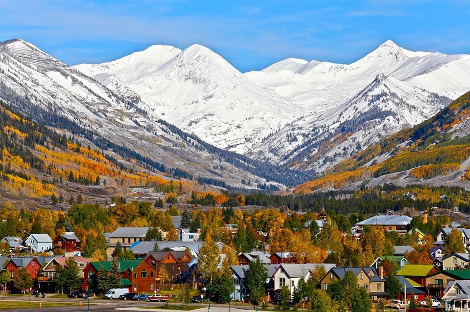 Piclogy's tweet photo. Fall In Crested Butte, Colorado | Photography by ©Chris Segal https://t.co/7B1m384snR