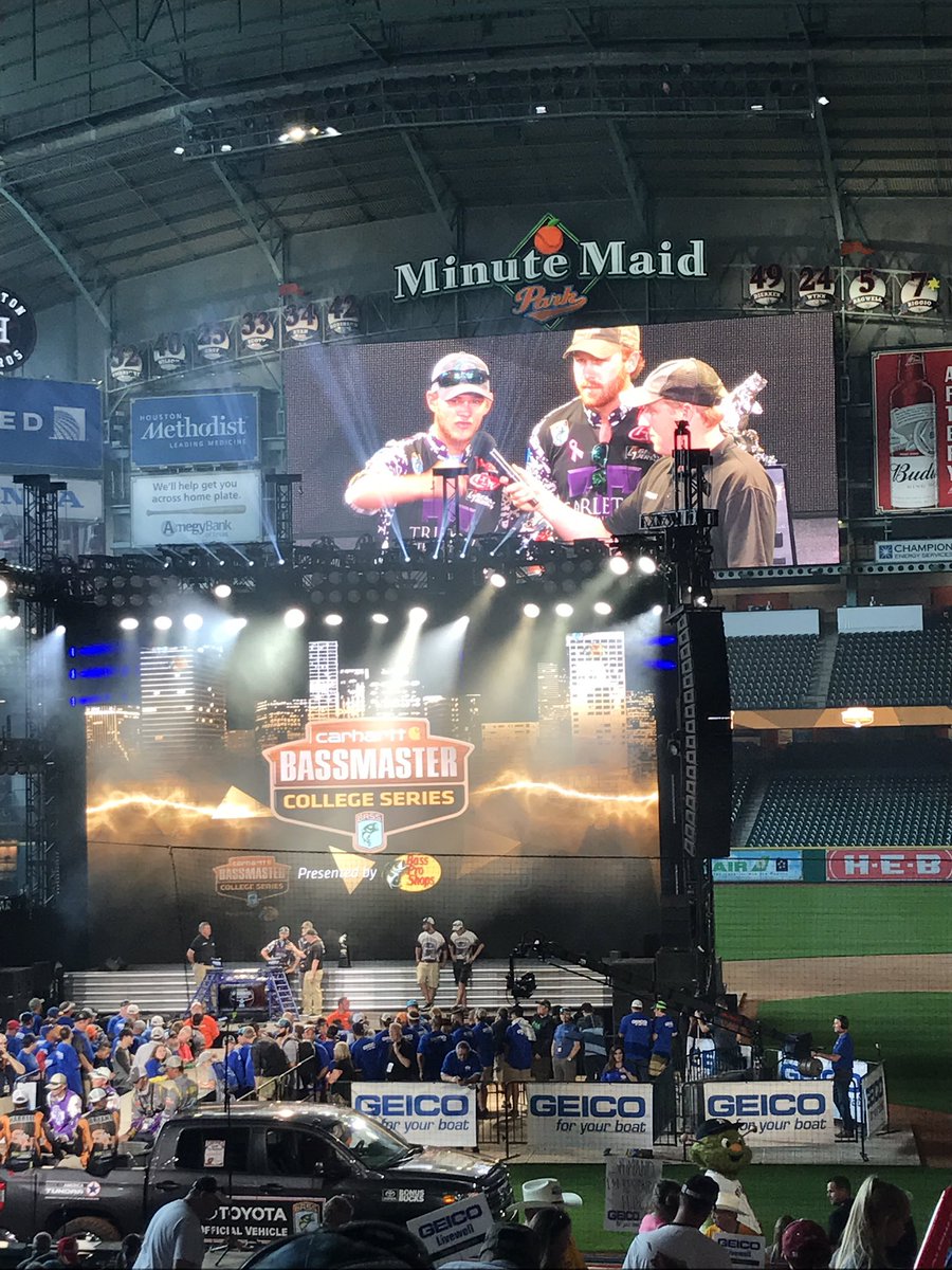 TSUBassClub's tweet photo. What an awesome experience for these 2 at Minute Maid Park here in Houston! Congrats guys!! @StetsonOverton and @CasonKelly42 https://t.co/Qv6spZY4Et