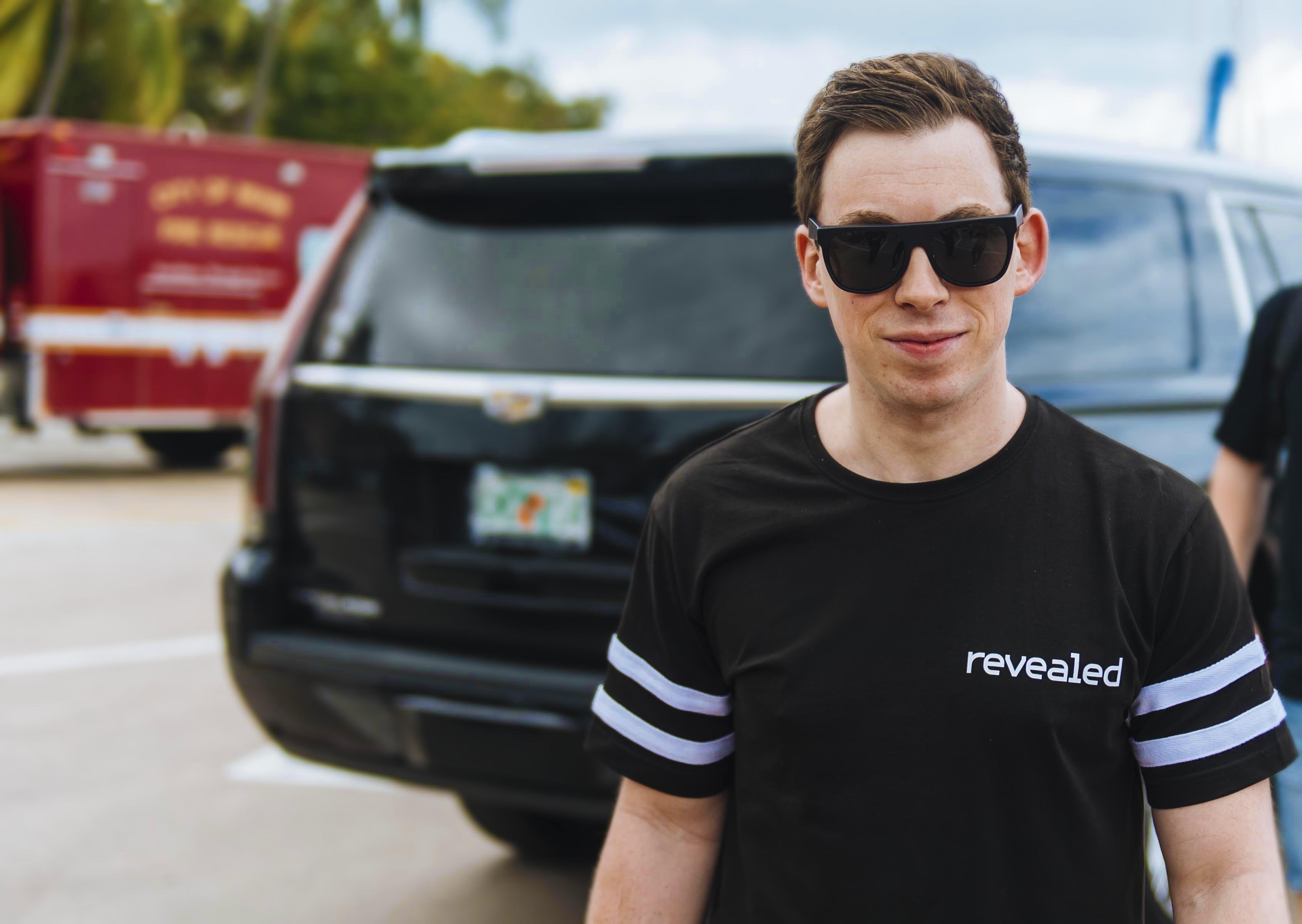 Tilmeld Regulering Intens Revealed Music on Twitter: "Pre-order Hardwell's Revealed Ultra shirt now!  Only limited shirts available!! 👕🔥 https://t.co/FIjZeW0tf6 https://t.co/shDfMQXHsW"  / Twitter