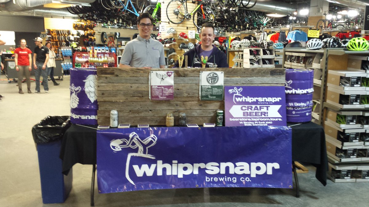 Bushtukah's tweet photo. The guys from @whiprsnaprbrew are very popular #Bushtukahbike night https://t.co/u9oEljX2NB
