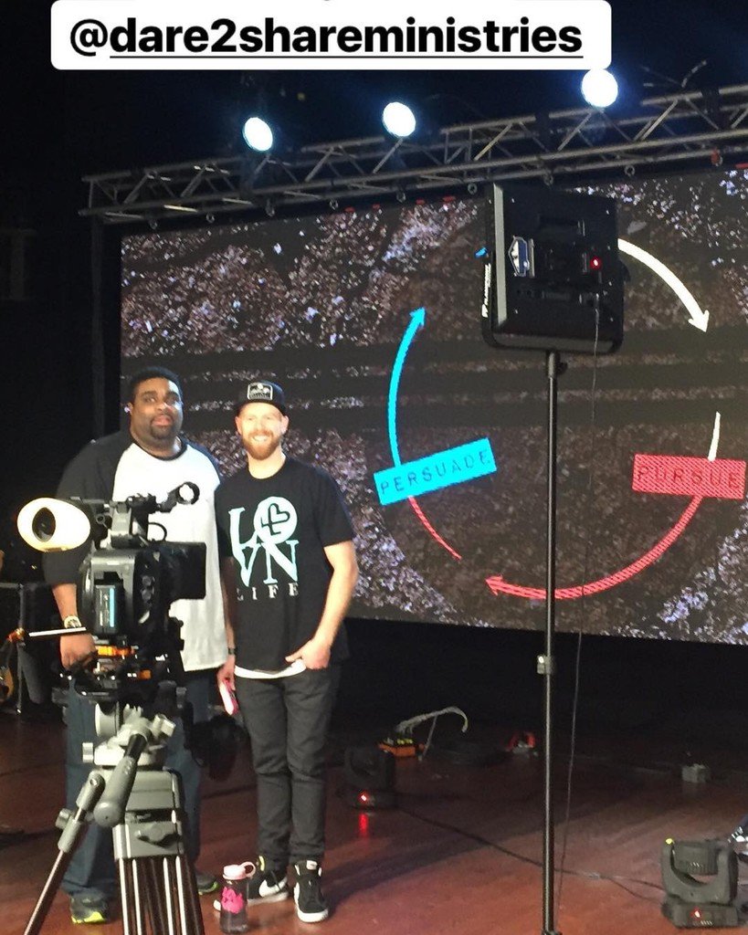 RockYourMic's tweet photo. Training vid for @dare2shareministries poppin off soon! #CauseCircle #Dare2Share #gospelize #EveryTeenEverywhere https://t.co/0AILrbBOSb