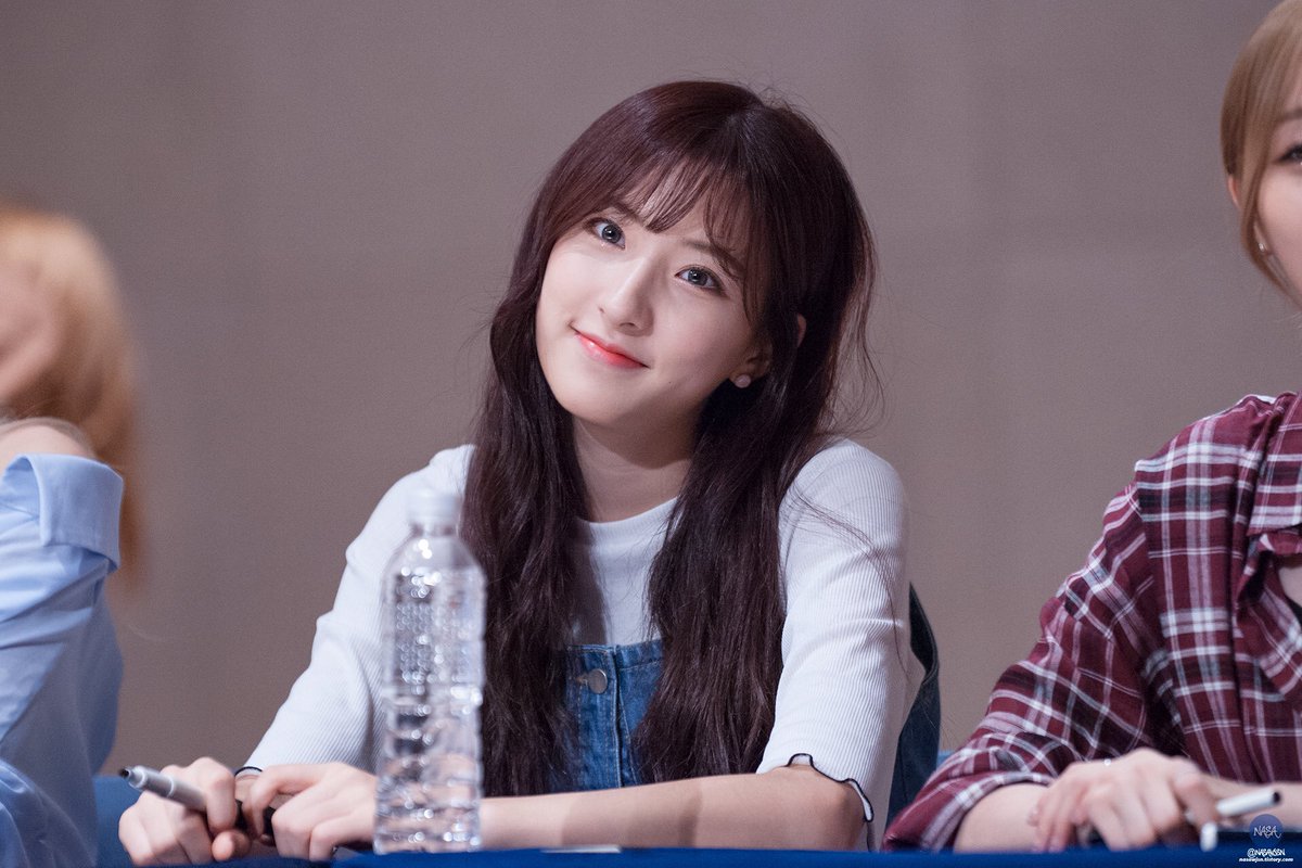girldolsinwhite's tweet photo. eunseo ♡ wjsn https://t.co/KD42xU7Vb4