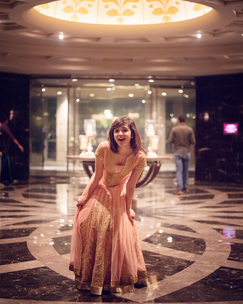 ShirlySetia's tweet photo. https://t.co/ABrgmeMO0p https://t.co/9cYw6PmRhH