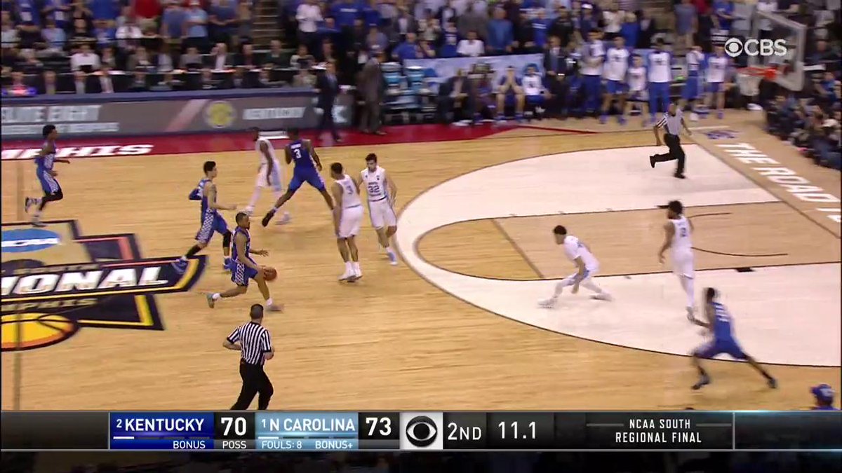 WHAT. A. FINISH. 😳 #FinalFour | #MarchMadness