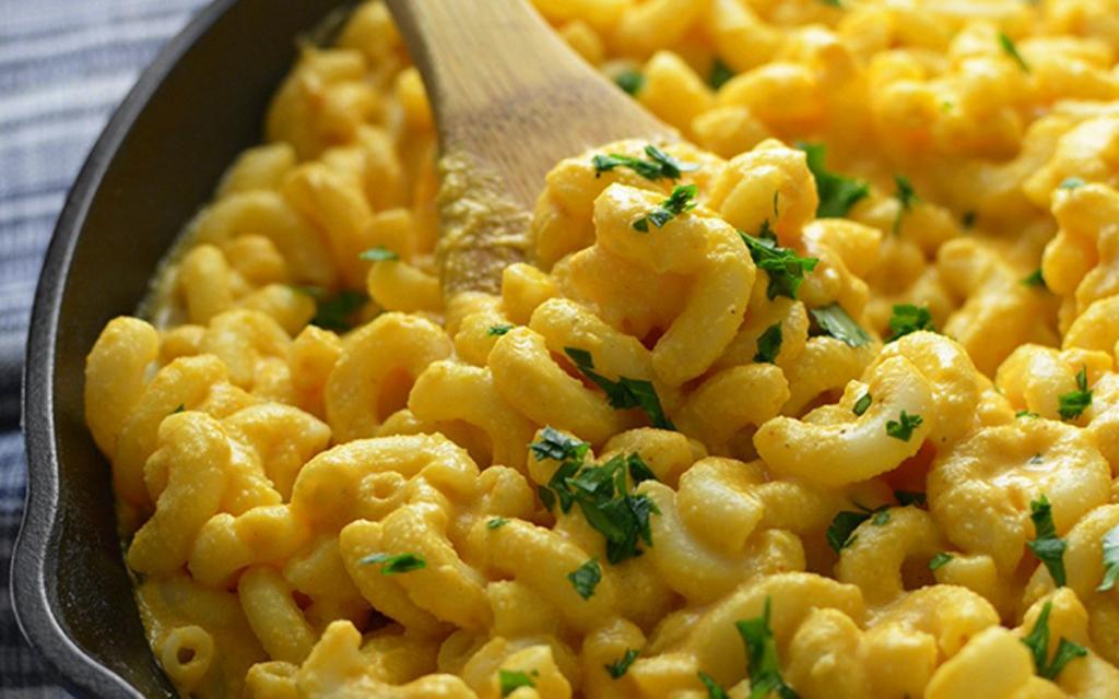 NaturesChannel's tweet photo. Creamy Butternut Mac and Cheese @OneGreenPlanet  https://t.co/qyVxHyWMRI https://t.co/Z3lI8JCGEA