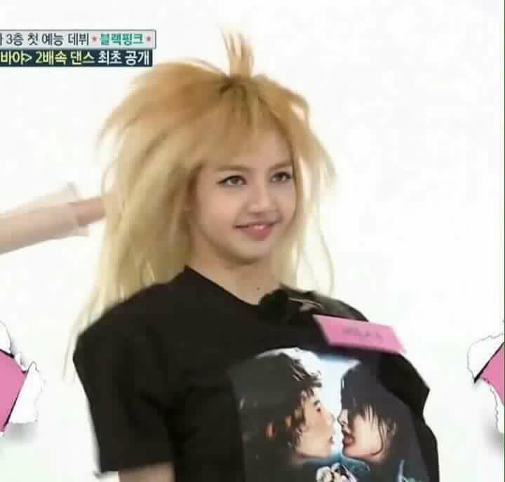 LISARAMBO_'s tweet photo. 💜 #HappyLalisaDay ;
But I think we can agree we're all shocked by how much of a natural meme she is on a daily basis 😂😂😂
© to owners. https://t.co/UNgLQbFU57