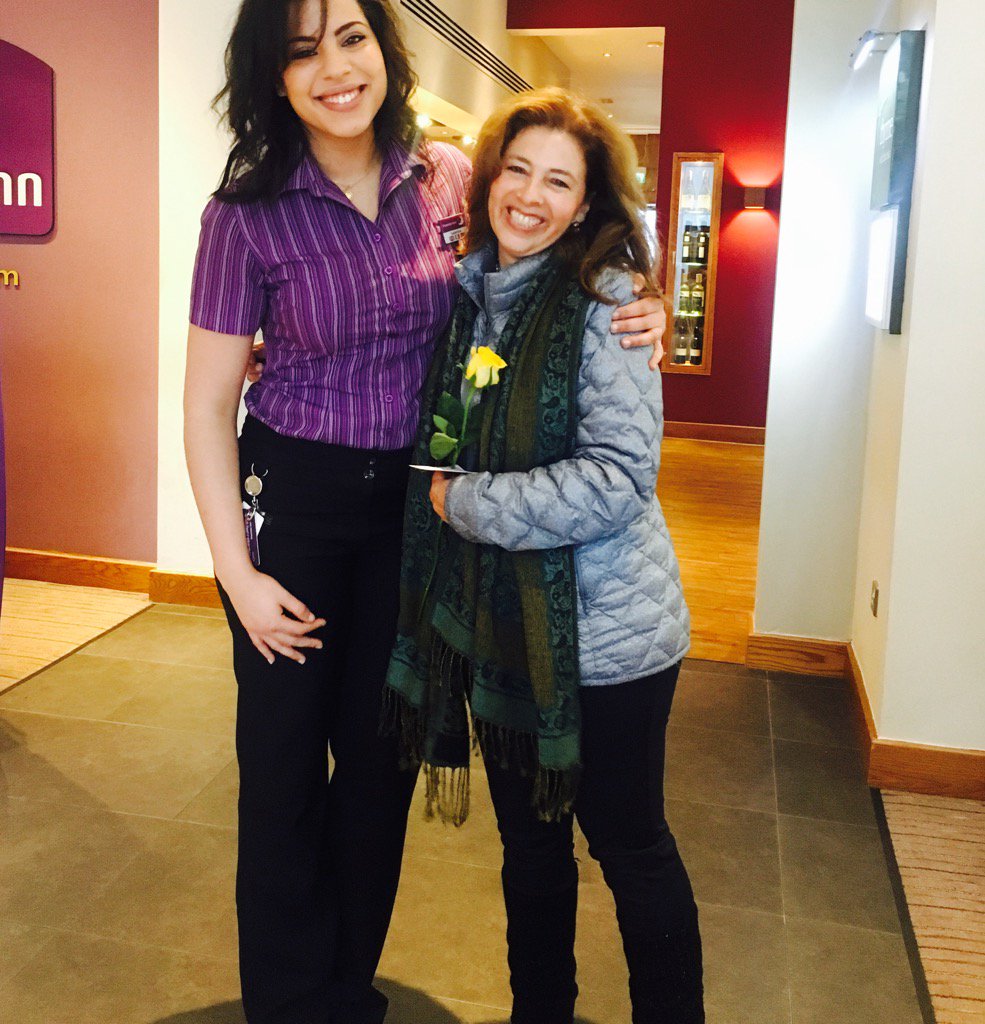 Your warm smile is the best gift ever!❣️<a href="/TweetatPIOldSt/">PremierInn OldStreet</a> @2ychAnet4 <a href="/FieonaConnolly/">Fieona Connolly</a>