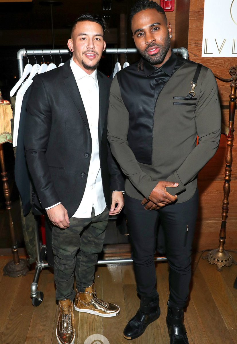 glowfashionshow's tweet photo. Jason Derulo announces luxury and functional menswear clothing brand @Bloomingdales #Mensfashion https://t.co/KiqdragWH5 https://t.co/cEKxilg8sD