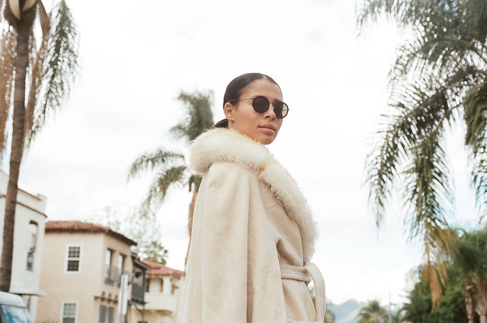 IntoTheGloss's tweet photo. Where to look for good vintage, no matter your budget. @SamiMiro advises https://t.co/LtdZNhS5af https://t.co/kdCLJX8tH6