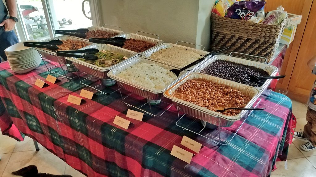 neekalus's tweet photo. Currently in a food coma. Thank you @ChipotleTweets @ChiptopiaSummer #chiptopia https://t.co/xOpJCC5xUQ