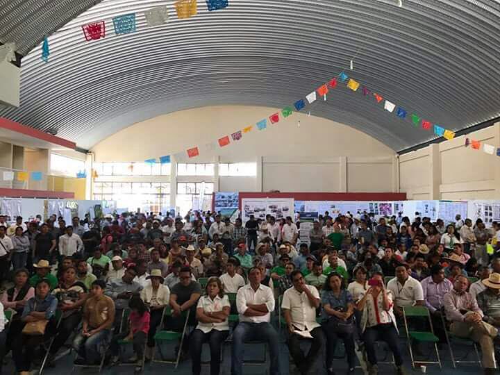 CeirUjat's tweet photo. Encuentro de extensionismo agroalimentario 2017. En el estado de Oaxaca. Impulsando el @ExtensionismoMx https://t.co/DXz8p6HCgi