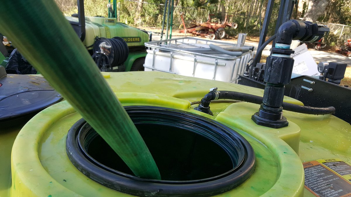 JasonChennault's tweet photo. Some @TurfFuel #quickgreen @garygtrs along w Urea and #vicore @BobbyVi_Core helping our success @cypressheadgc @KemperSports https://t.co/5zAYEwzush
