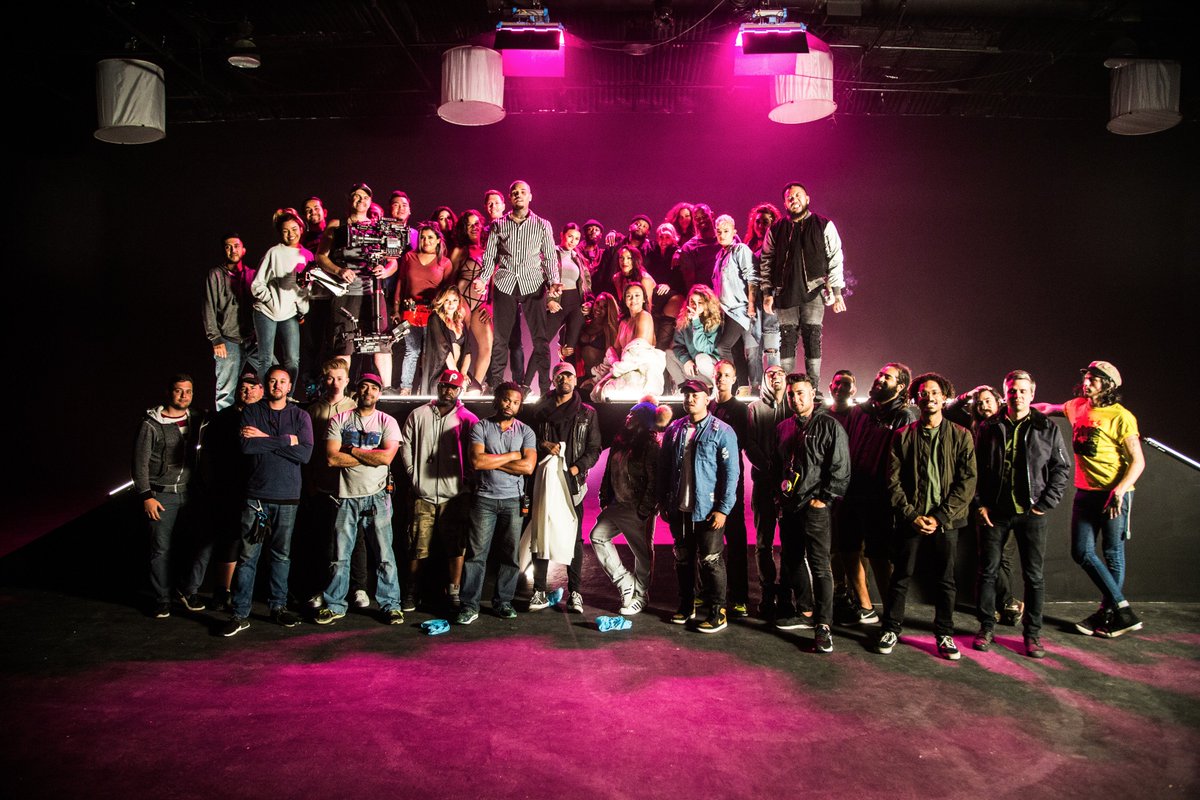 CB_fuckyopics's tweet photo. .@RIVETING_ENT #Setlife ❤️! Everybody works so hard to make the magic happen and I'm thankful for this team!!! https://t.co/i8n6miTnwj