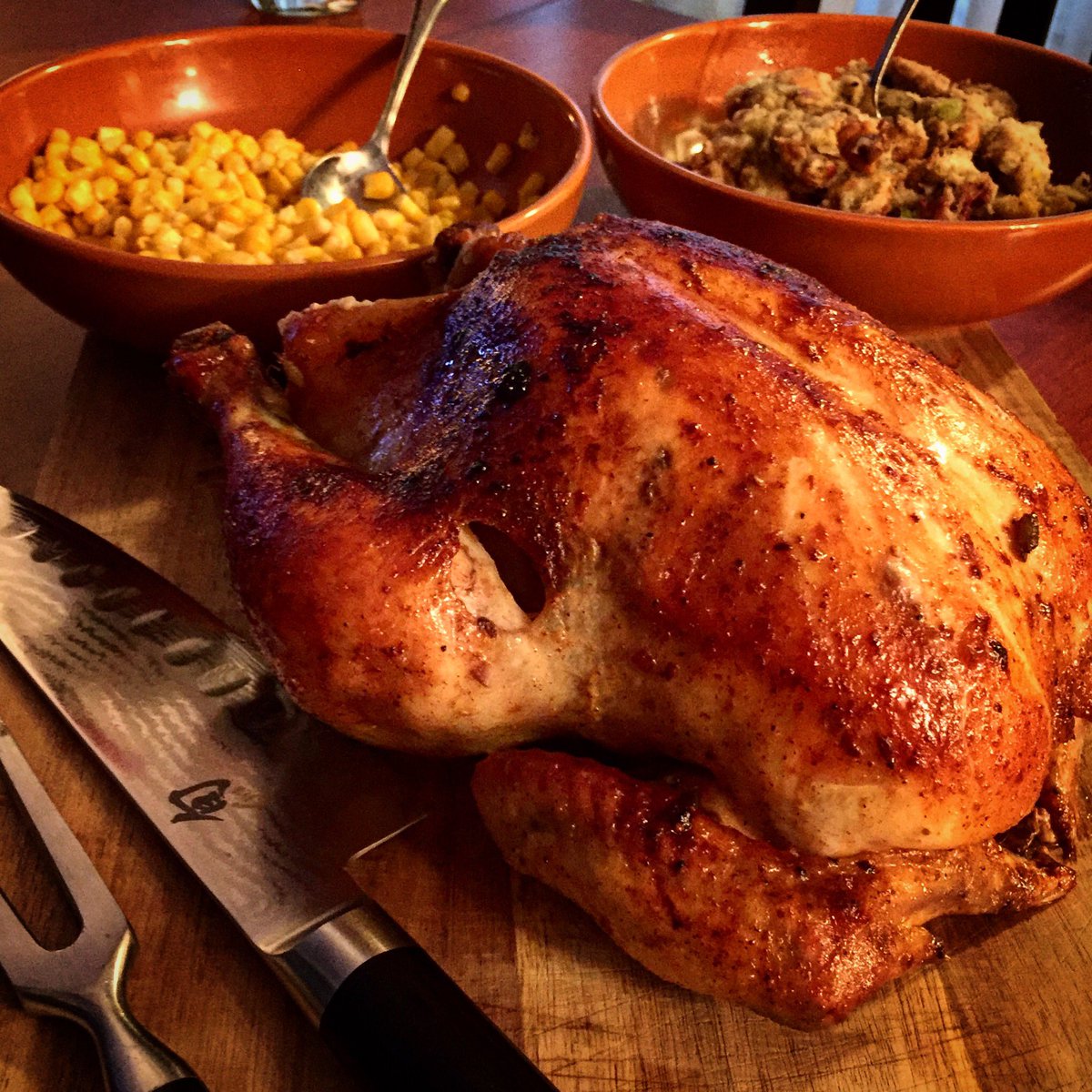 kuhnperalta's tweet photo. Used my @MeatChurch spices for my oven roasted chicken tonight. #honeyhog #thegospel!! #FoodFlock #Homecook #roastedchicken https://t.co/eOmwvyMWST