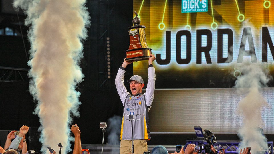 Congratulations on winning the 2017 <a href="/GEICO/">GEICO</a> #bassmasterclassic presented by <a href="/DICKS/">DICK'S Sporting Goods</a>, <a href="/JLeefishing/">Jordan Lee</a>!
