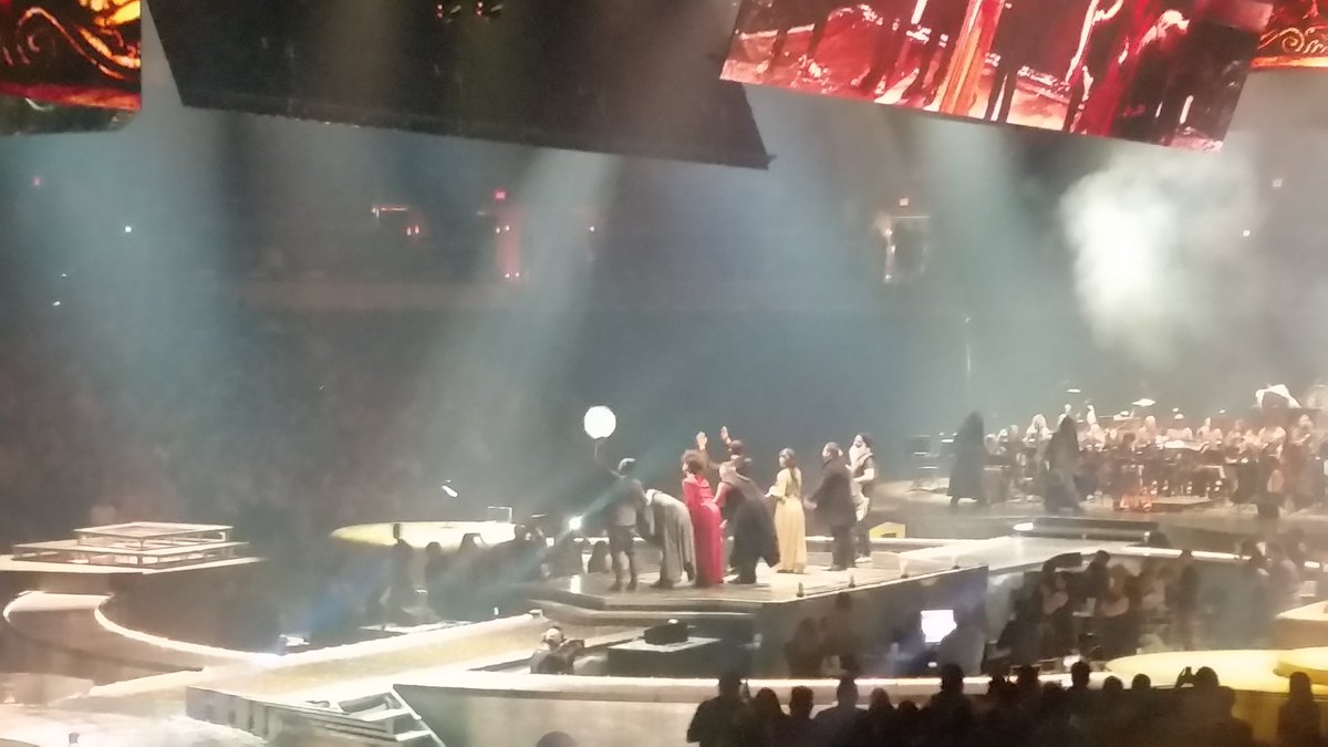 AguilarX's tweet image. .@xtinewu @Djawadi_Ramin yall killed it tonight. #gameofthronesliveconcertexperience