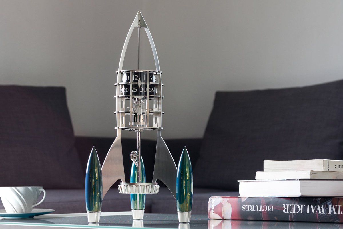 superblymedia's tweet photo. Die Destination Moon greift nach den Sternen - Von MB&amp;F und L’Epée 1839. | https://t.co/Zh0OFaDt9v @superblymedia #tischuhr #design #clock https://t.co/UFxqrz6Avx