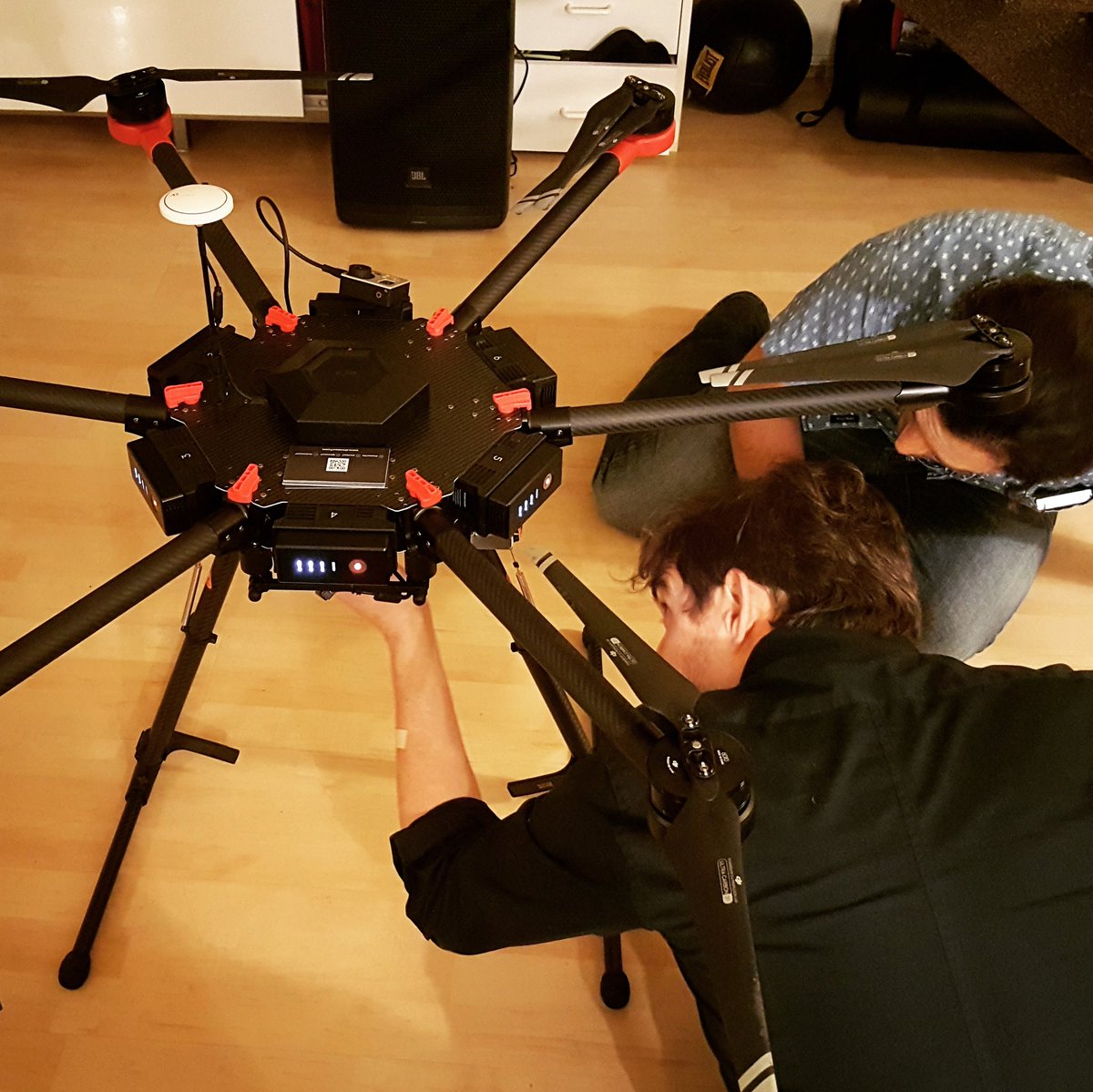 prospervr's tweet photo. Prepping for the next #VR shoot flying high above the City of Angels. #virtualreality #360video… https://t.co/KrGAVGDAxo https://t.co/HBGES7nDjx
