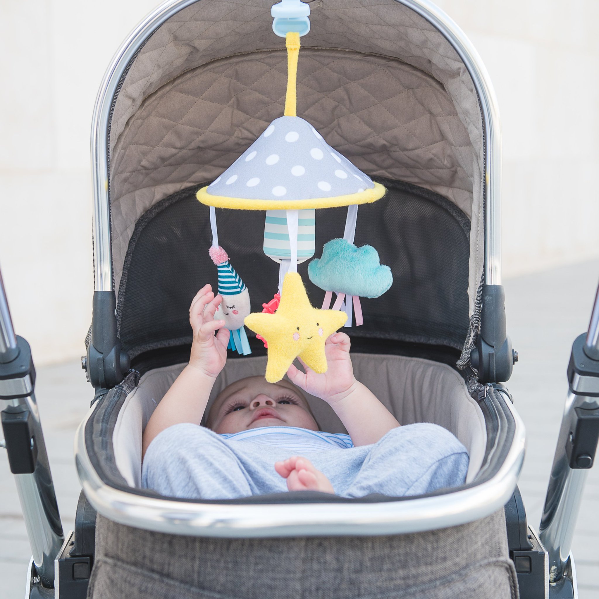 baby mobile for pram