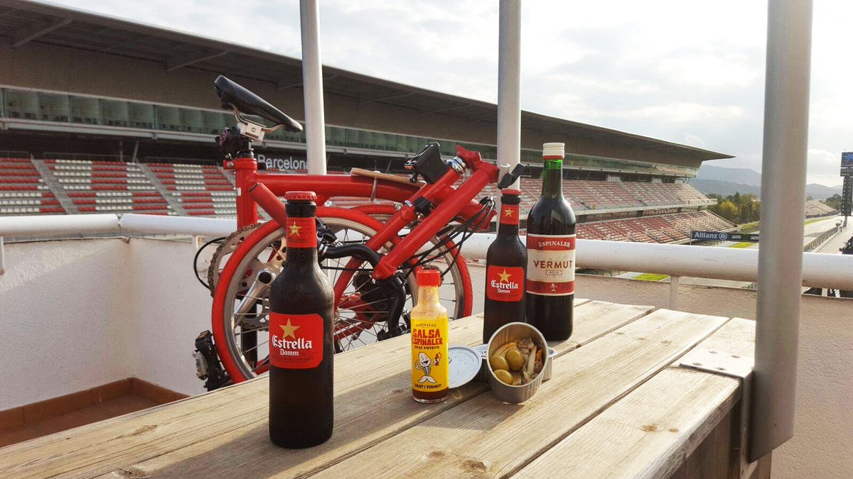 Duopower_'s tweet photo. A pocos días para la #BromptonWC Barcelona'17,muchos son los que están ya entrenando en el @Circuitcat_es y testando el avituallamiento ;) https://t.co/2PuXVlUtzi