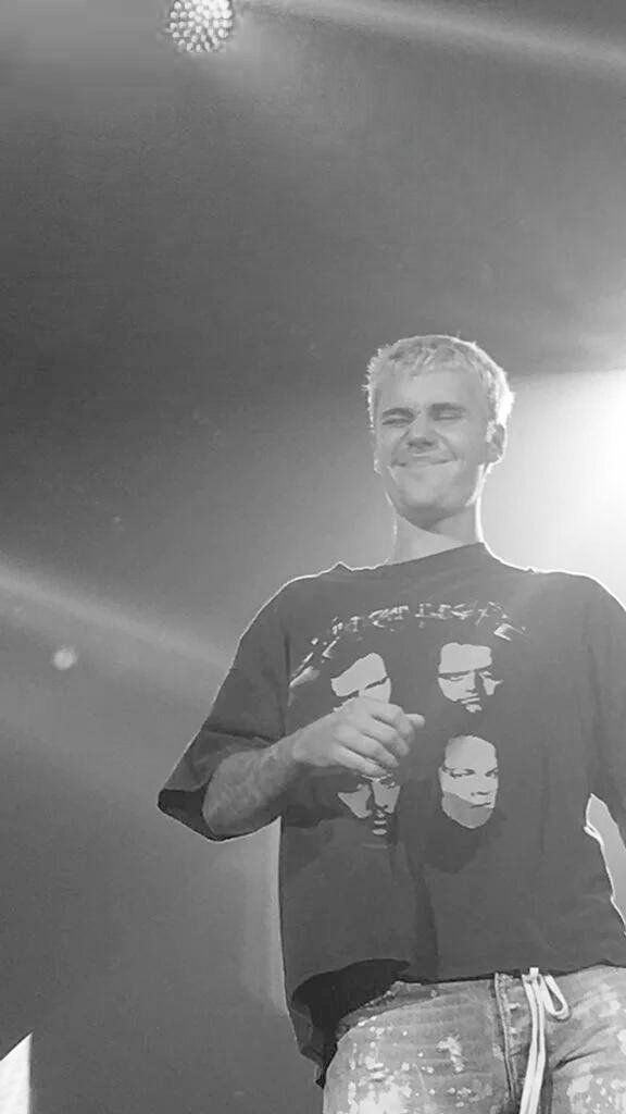 bieberbxaldwin's tweet photo. wherever you are, no matter how far, I promise that I won't give up on you https://t.co/QP7tCnv5G1