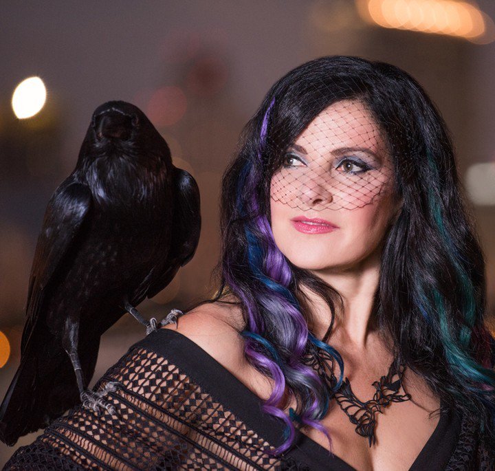ConcettaAntico's tweet photo. Looking for #ColorAdvice for your latest project? Get my #tetrachromat #xwoman #colorvisio… https://t.co/1sKDnaX5Mu https://t.co/w6uqjLxlsz