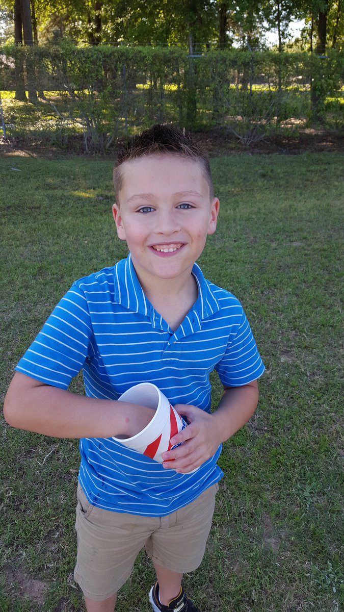 kristideluke's tweet photo. #mommasboy https://t.co/4yvrrqiVdV