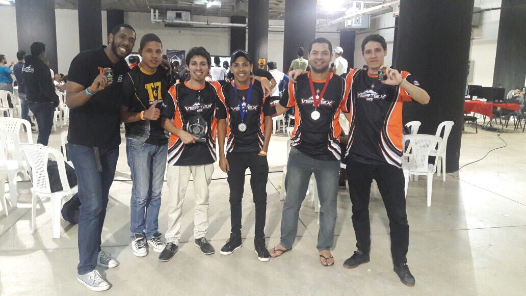 Vertex_GG's tweet photo. Victory claimed at @GranArena! Congratulations, guys! All of them made Top8 & Top3 was all Vertex! #MKX #GoVertex #WhensInjustice? #TheMints https://t.co/ZoEsLC0KQs