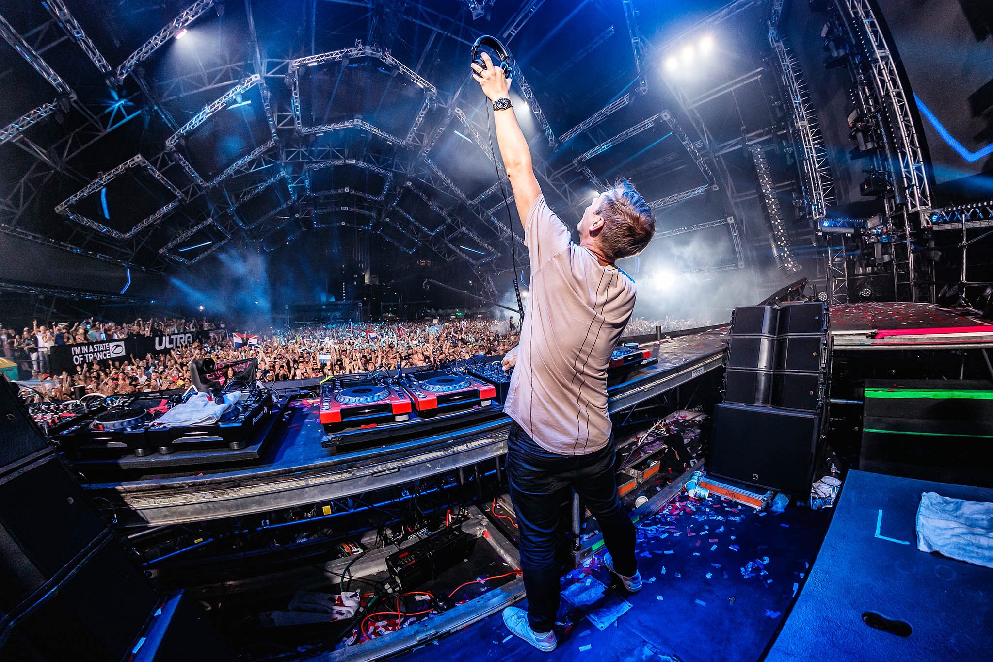 38. A State of Trance. 