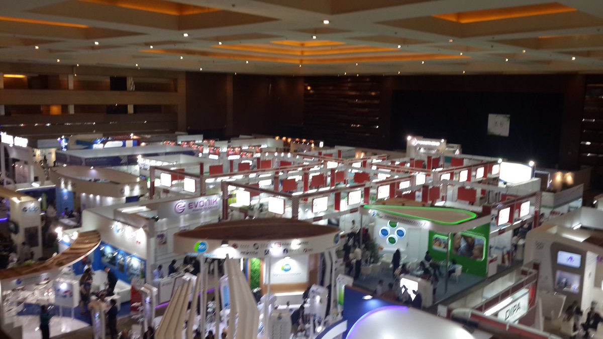 JIEXPO's tweet photo. #JIExpoThanksTo all exhibitors, all visitors and PT. UBM Pameran Niaga Indonesia who organized CPhI South East Asia
#ThrowBackEventInJIExpo https://t.co/iUP2OqKJtQ